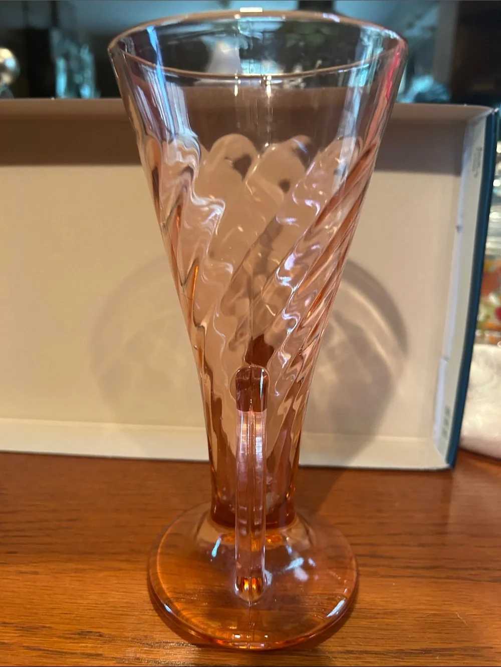 Imperial Pink Glass twisted optic trumpet Double-Handled Decorative Vase